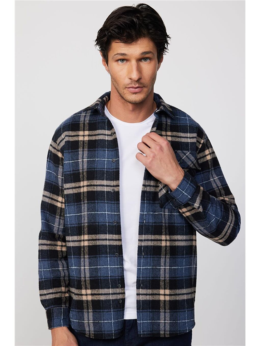 Karışık Erkek Regular Fit Klasik Kesim Tek Cepli Kareli Kışlık Oduncu Gömlek