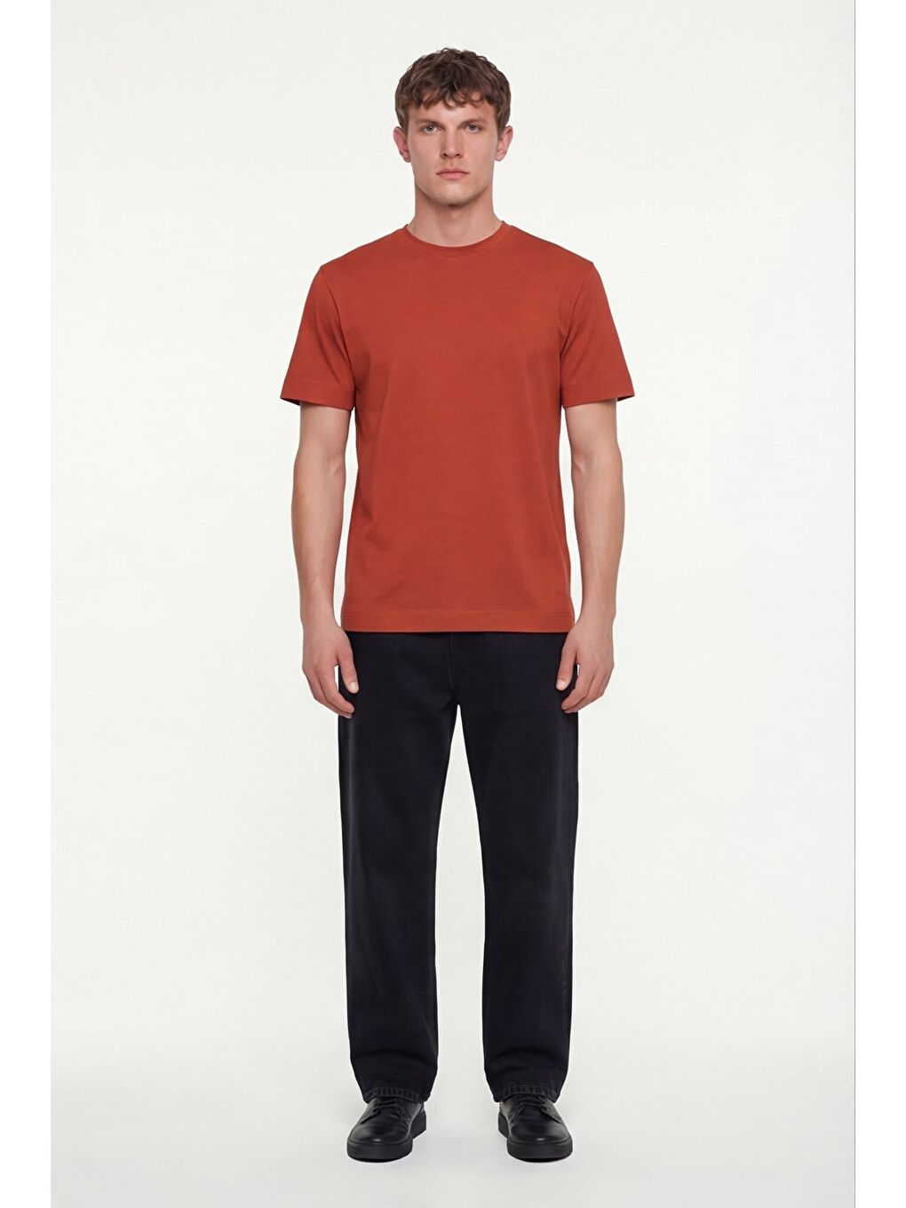 Kahverengi Erkek Kiremit Normal Kesim Regular Fit %100 Pamuk Dokuma Bisiklet Yaka Basic T-Shirt-1