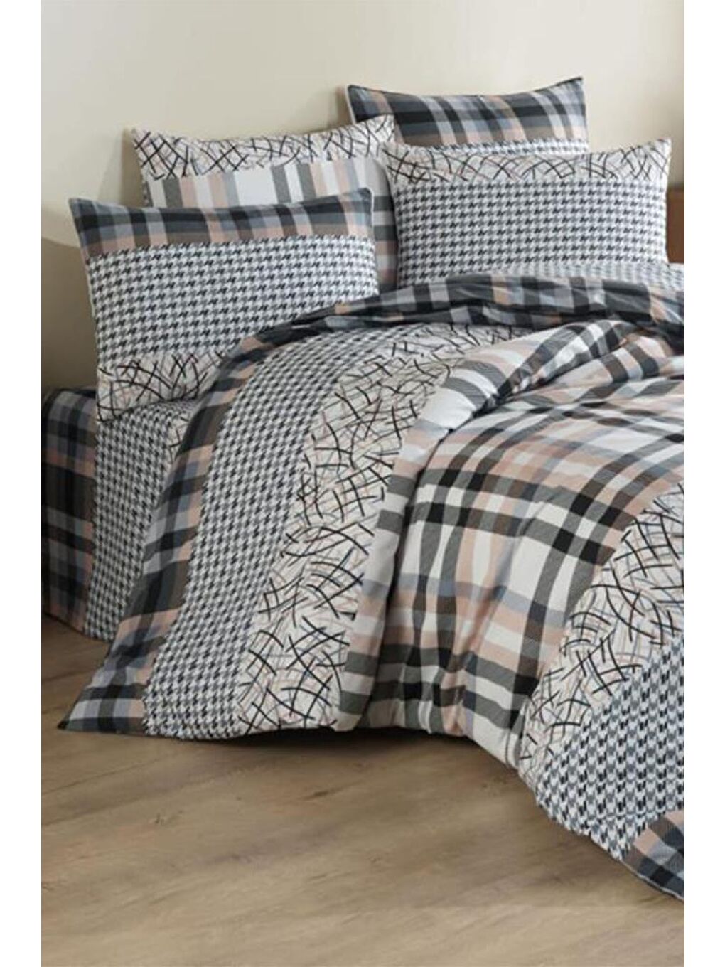 Karışık Albert Çift Kişilik Nevresim Takımı-1