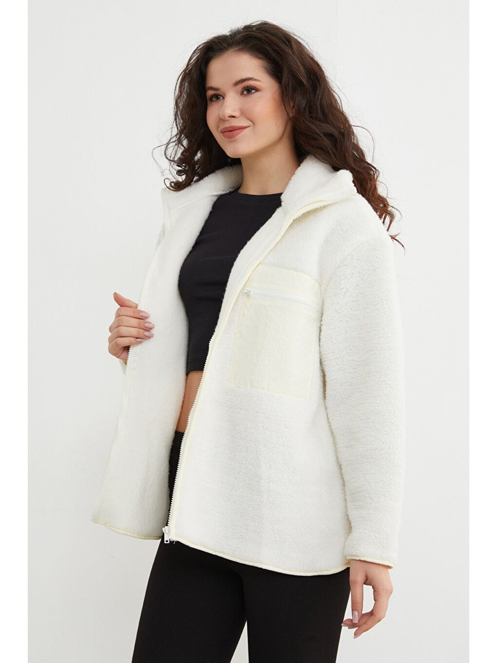 Ekru Fermuarlı Tek Cepli Dik Yaka Pelüş Mont-2