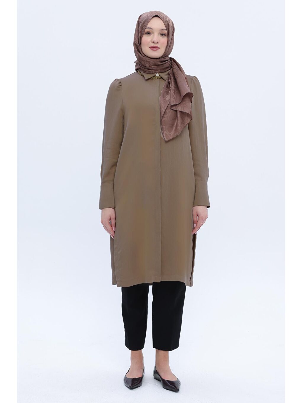 Bej Vizon Metal Düğme Detaylı Patlı Gömlek Tunik-1