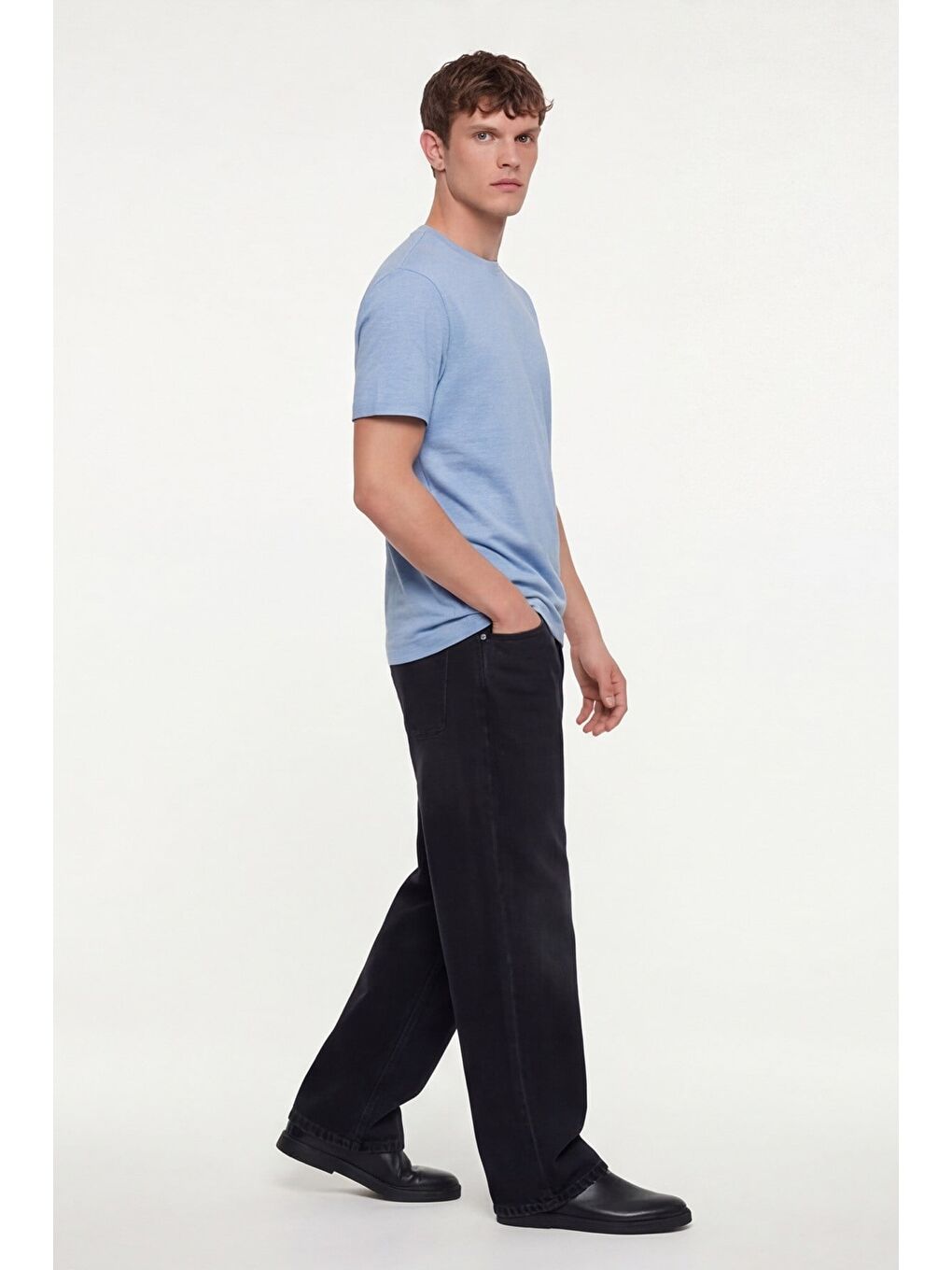 Erkek Mavi Normal Kesim Regular Fit %100 Pamuk Dokuma Bisiklet Yaka Basic T-Shirt-2