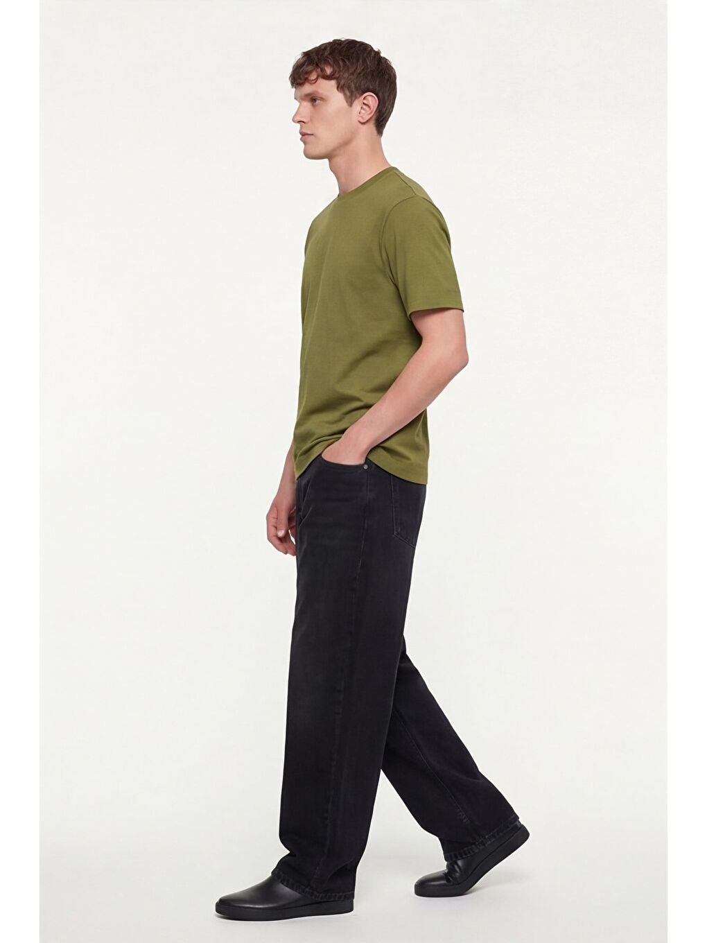 Erkek Fıstık Yeşili Normal Kesim Regular Fit %100 Pamuk Dokuma Bisiklet Yaka Basic T-Shirt-2