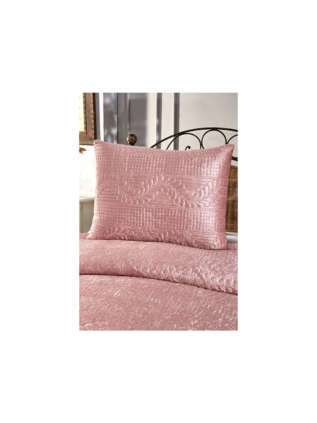 Pembe Velica Tek Kişilik Kadife Yatak Örtüsü Pudra-1