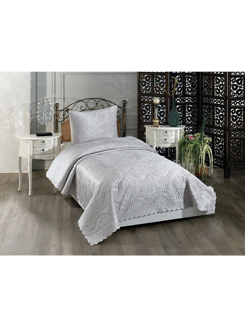 Velica Tek Kişilik Kadife Yatak Örtüsü Gri