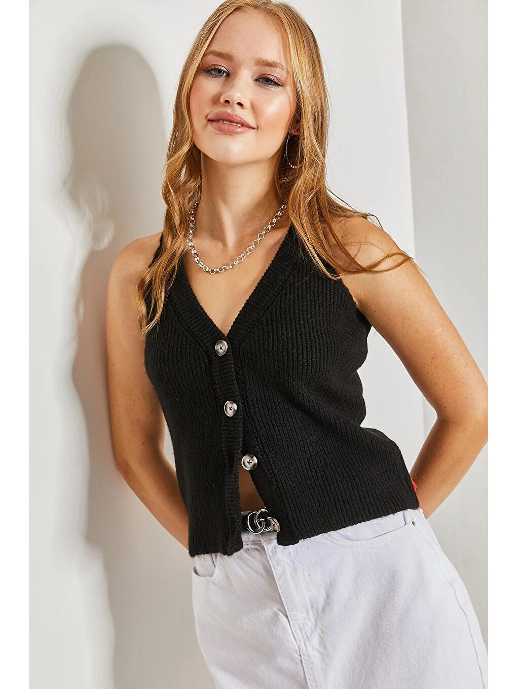 Siyah Kadın Düğmeli Triko Hırka-1