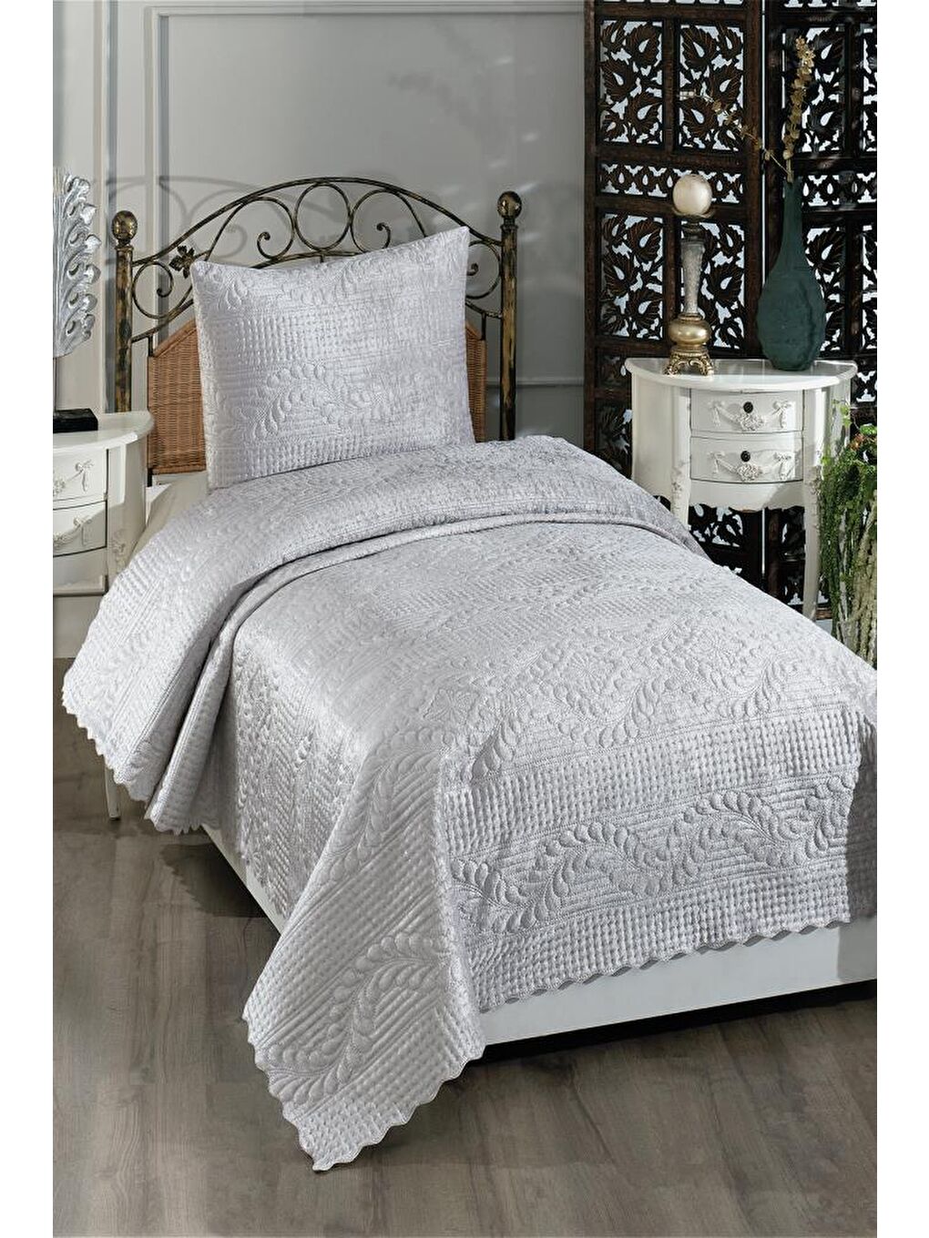 Velica Tek Kişilik Kadife Yatak Örtüsü Gri-1