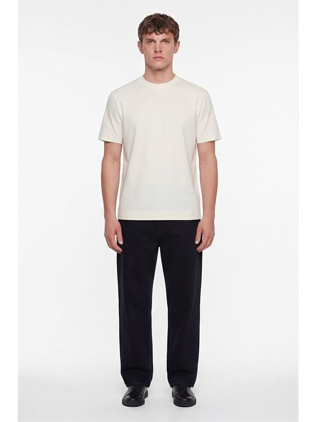 Ekru Erkek Açık Krem Normal Kesim Regular Fit %100 Pamuk Dokuma Bisiklet Yaka Basic T-Shirt-1