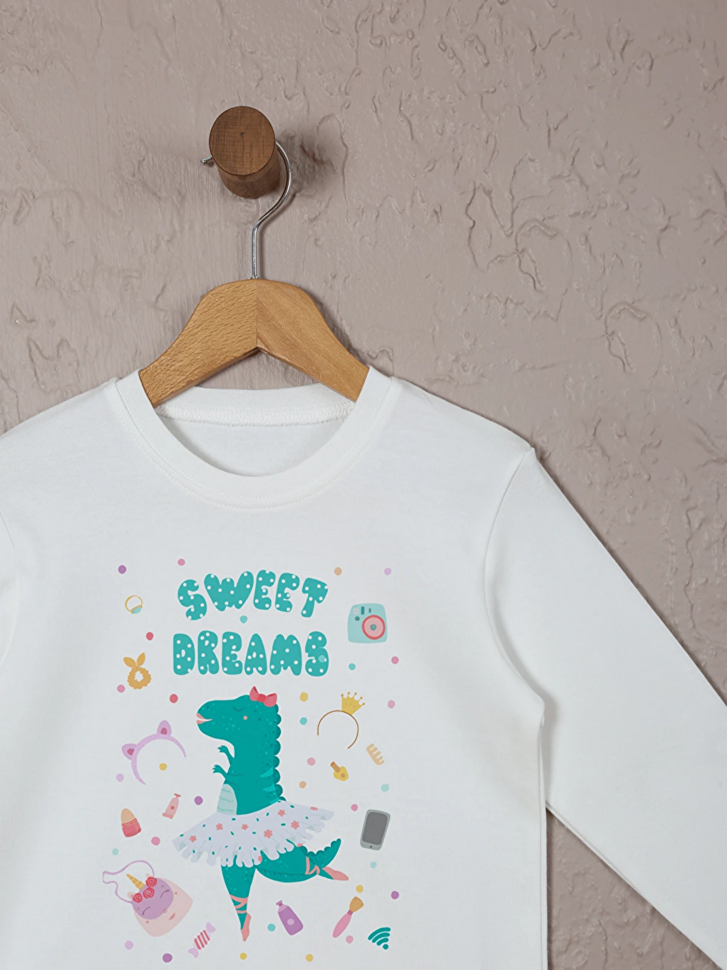 Ekru Bisiklet Yaka Uzun Kollu Kız Çocuk Pijama Takımı-1