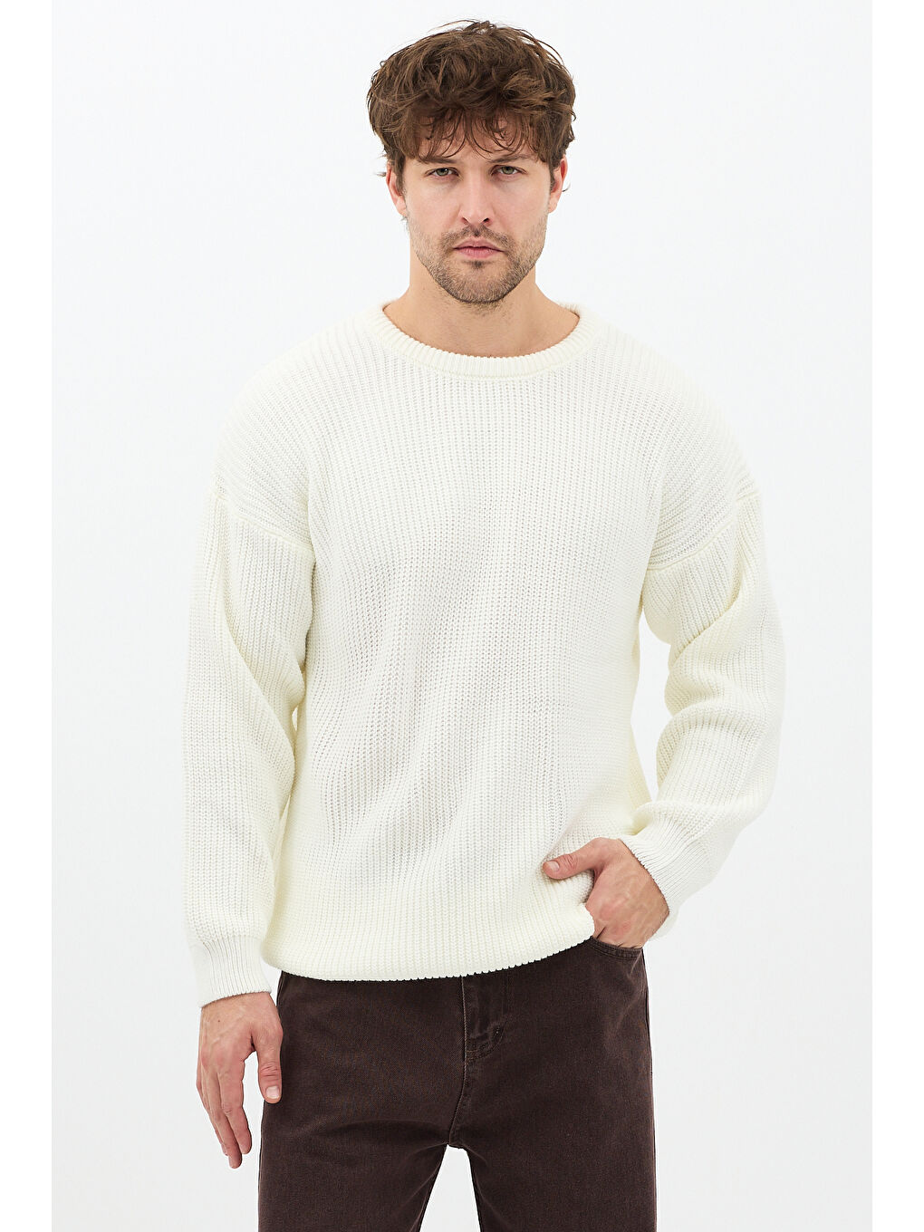 Erkek Beyaz Regular Fit Bisiklet Yaka Örgülü Triko-2