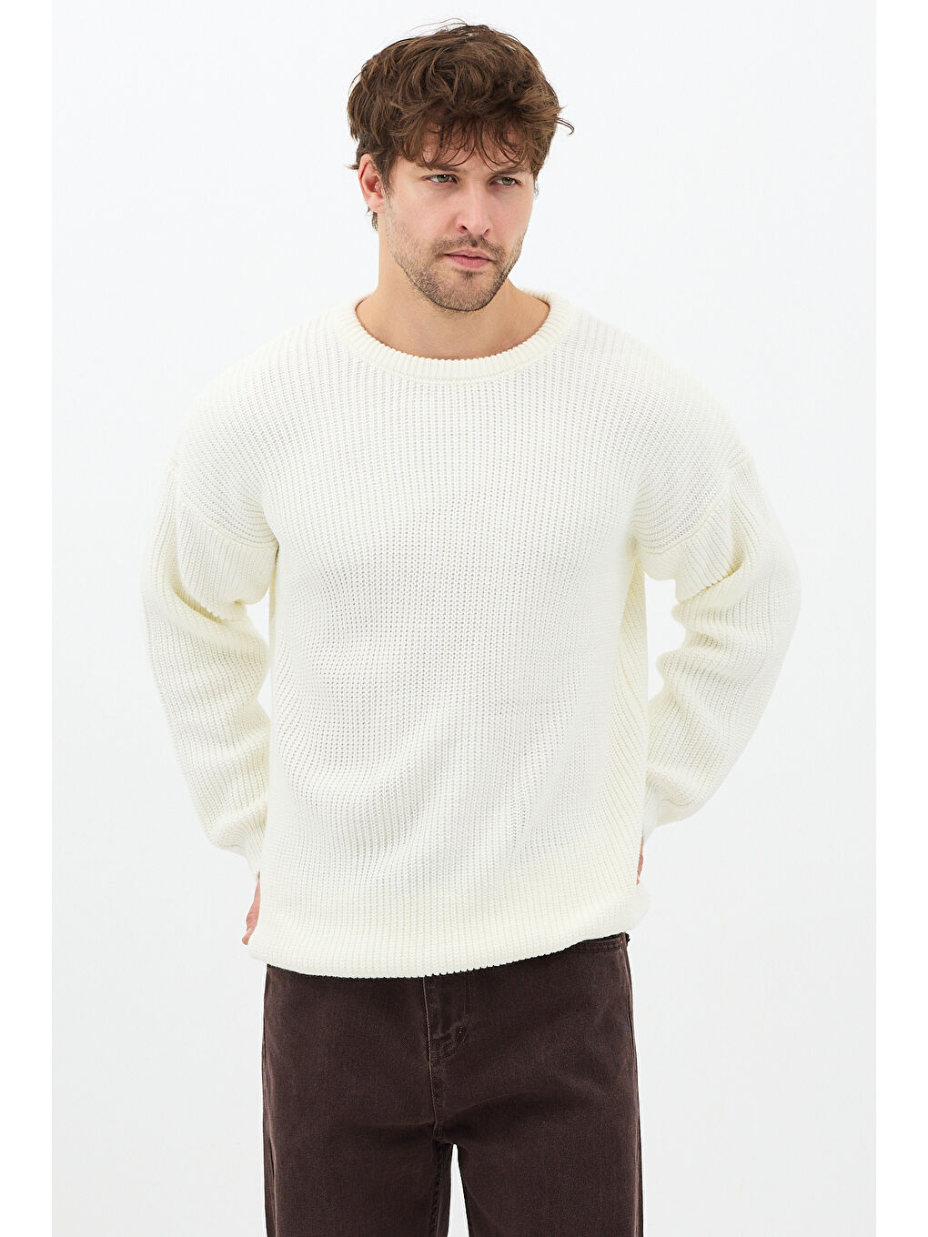 Erkek Beyaz Regular Fit Bisiklet Yaka Örgülü Triko-3