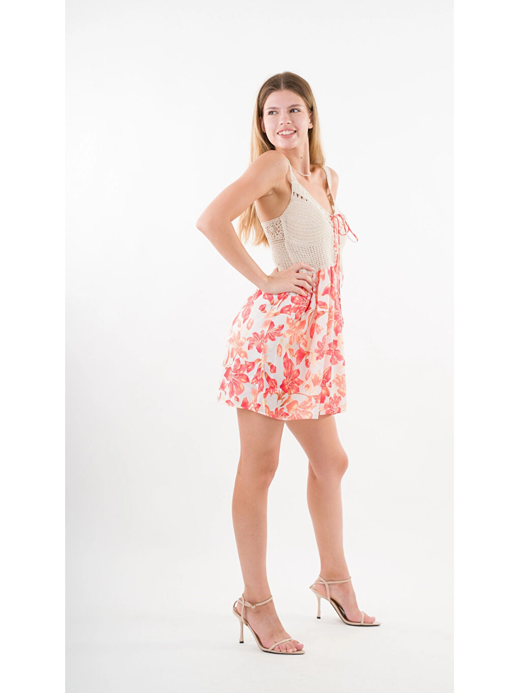 Turuncu Kadın Oranj Önden İp Bağlamalı Ajurlu Model Saten Yüzeyli Mini Elbise HZL24S-YY250-2