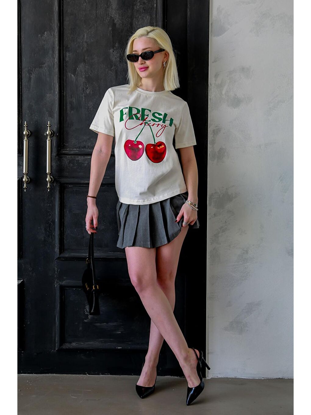 Ekru %100 Pamuklu Baskılı Kadın Tişört Mg2381-5