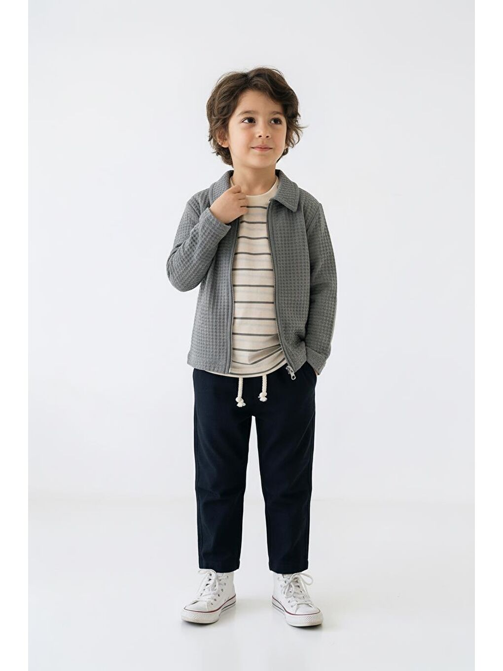 Bej Hırkalı Pantolon Tişört 3lü Takım-3