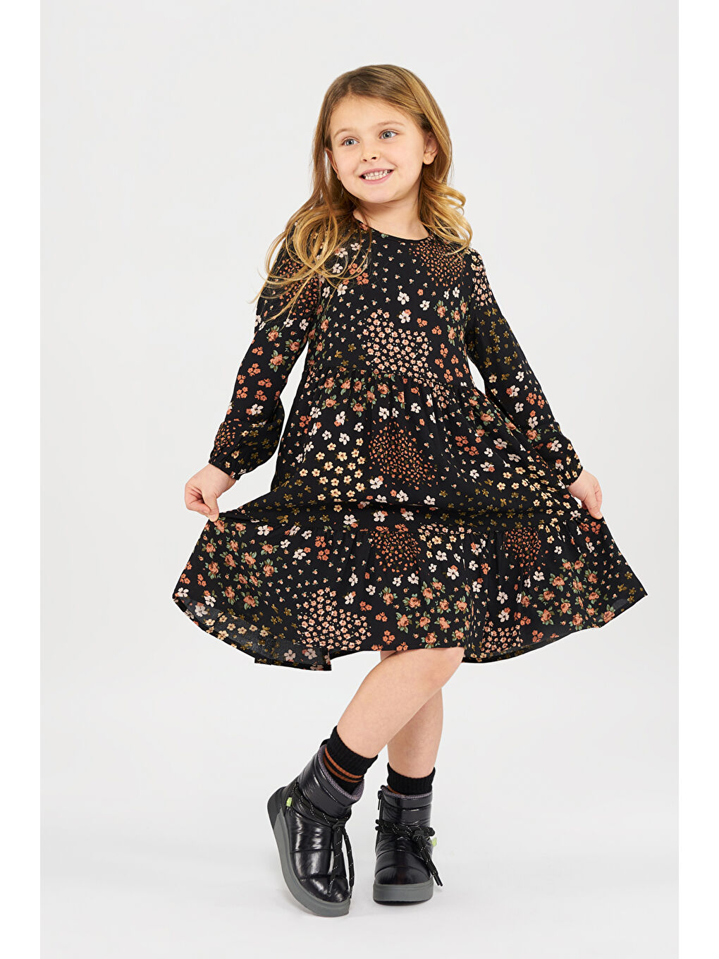 Siyah Kız Çocuk Çiçek Desenli Elbise-1