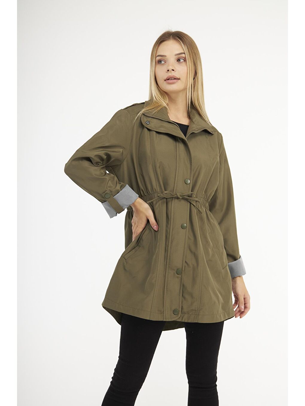 Haki Kadın Beli Büzgülü Kısa Düz Desenli Trençkot-5