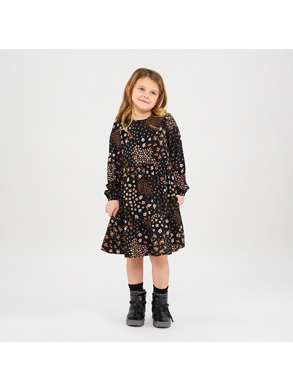 Siyah Kız Çocuk Çiçek Desenli Elbise-4
