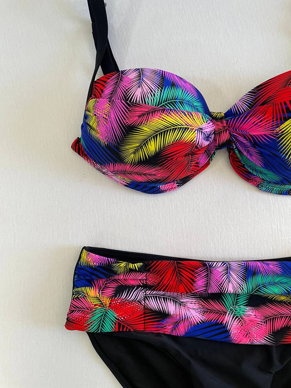 Kadın Siyah Sarı Kırmızı Çok Renk Desenli Astarlı Büyük Beden Bikini Takımı HZL25S-LC06-2