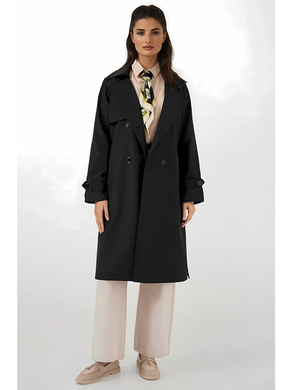 Kadın Siyah Kruvaze Yaka Kuşaklı Astarlı Trençkot HZL25W-BD159181-3