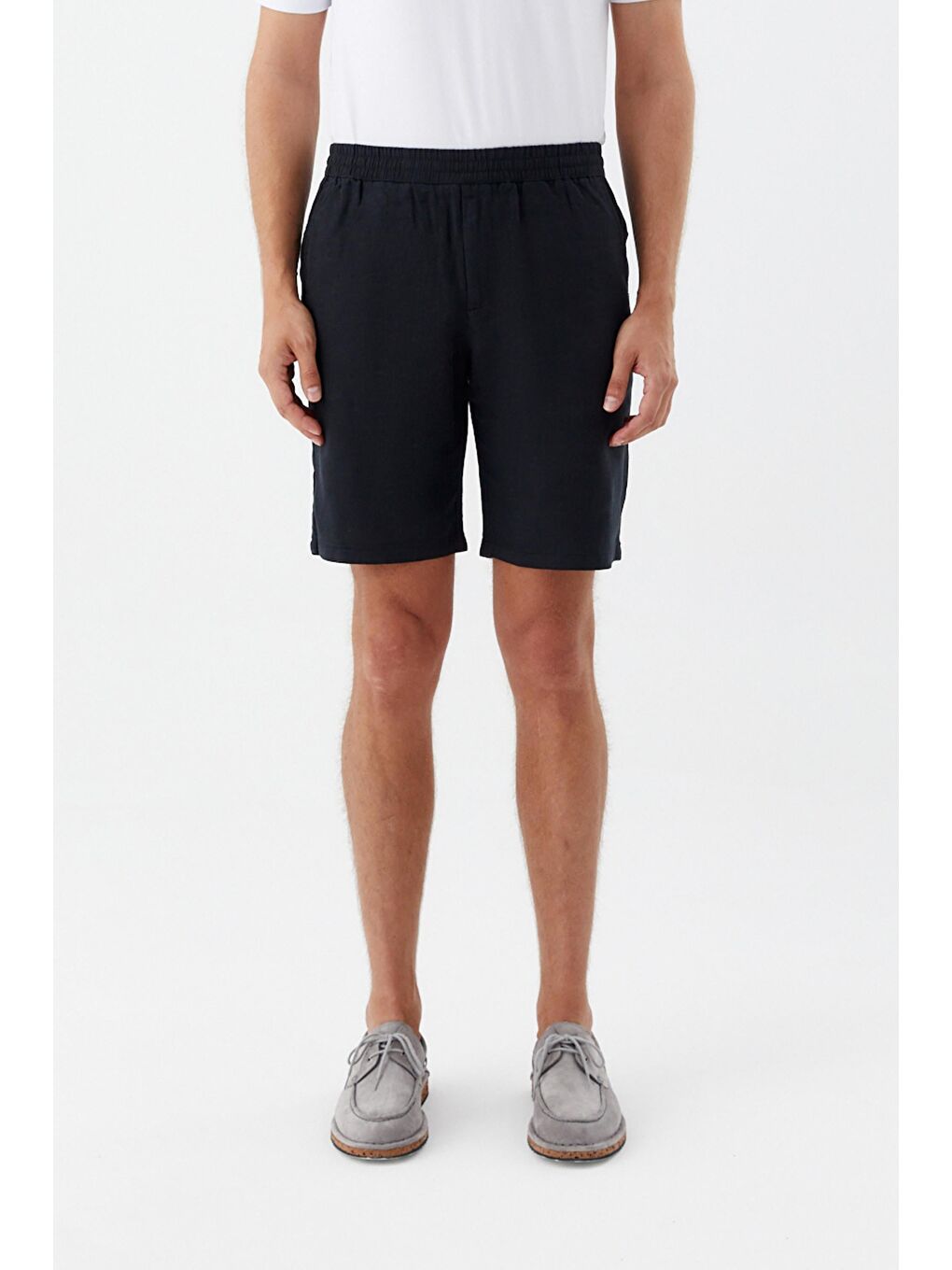 Erkek Siyah Regular Fit %100 Keten Lastikli Bel Bermuda Şort