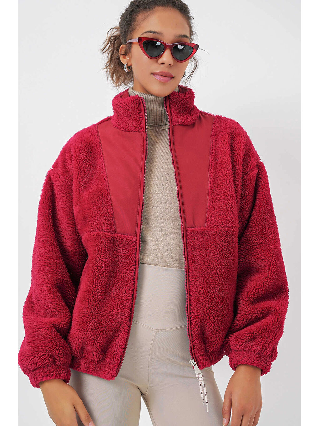Kadın Kırmızı Baskılı Fermuarlı Suni Yünlü Astarlı Pelüş Ceket HZL25W-BD151941-2