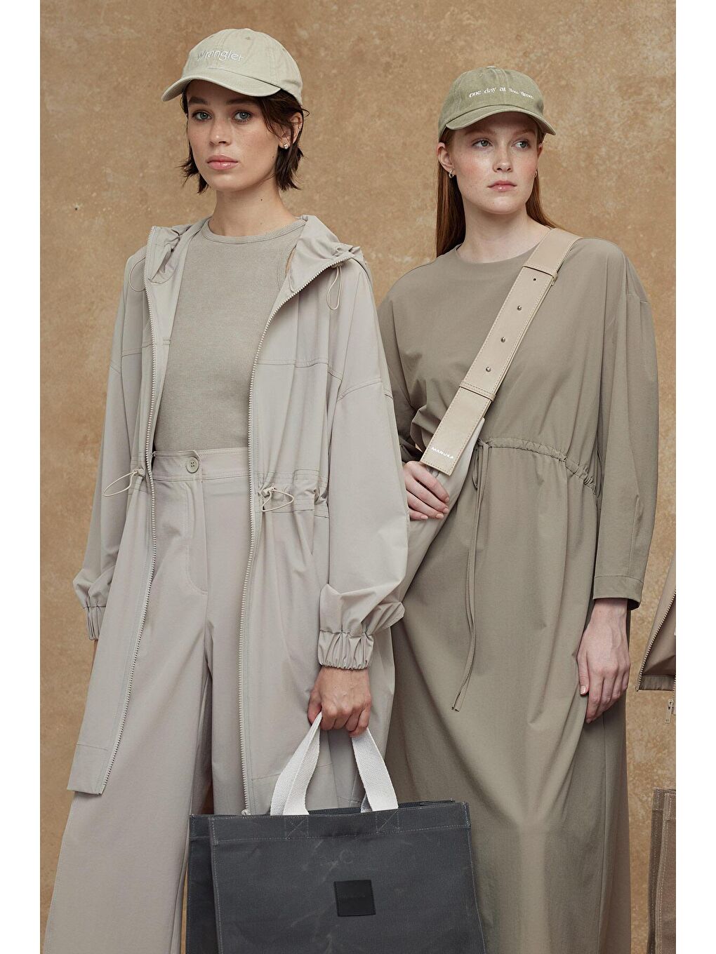 Bej Oversize Hafif Kapüşonlu Ceket Taş