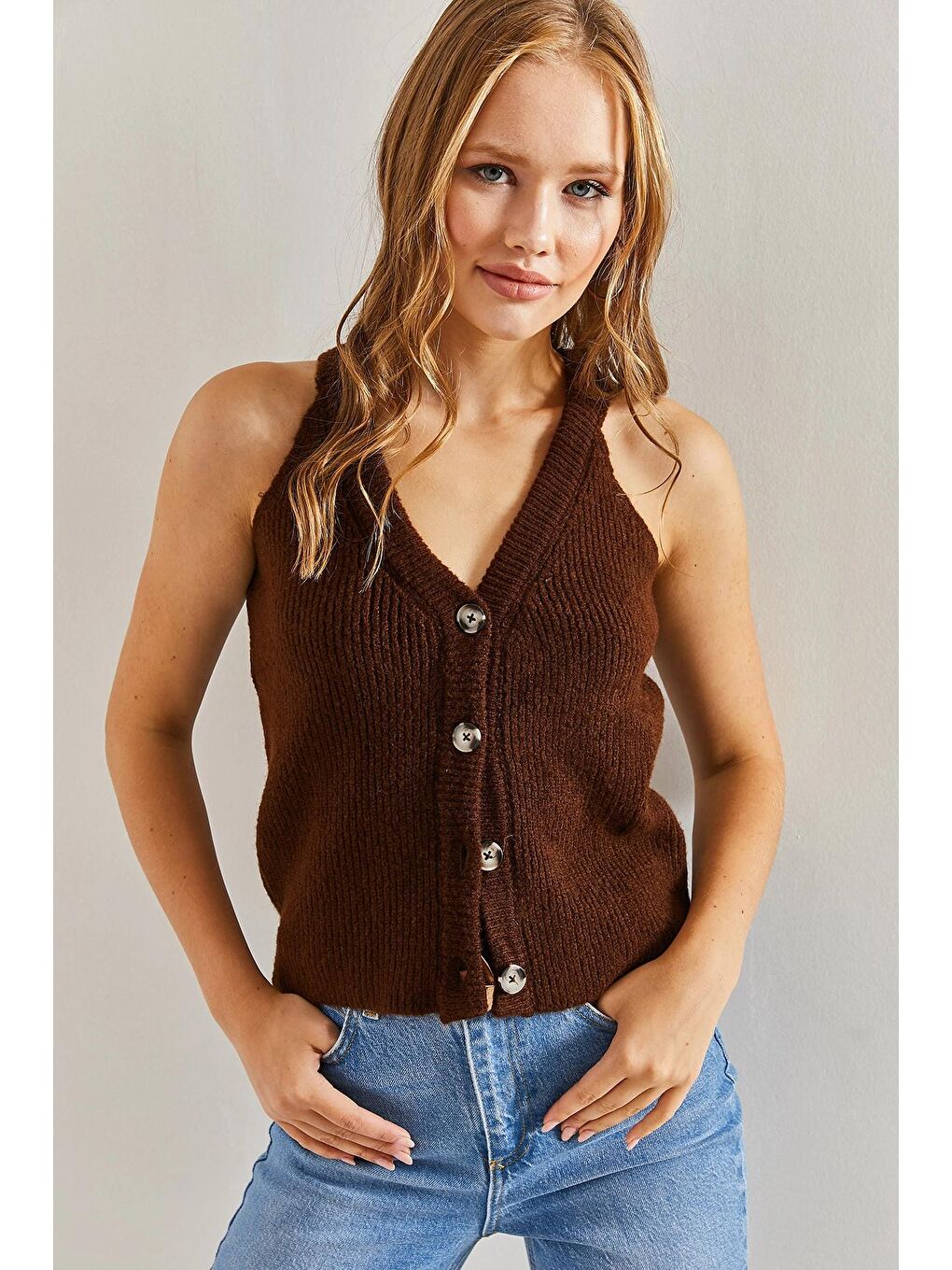 Kahverengi Kadın Düğmeli Triko Hırka-1