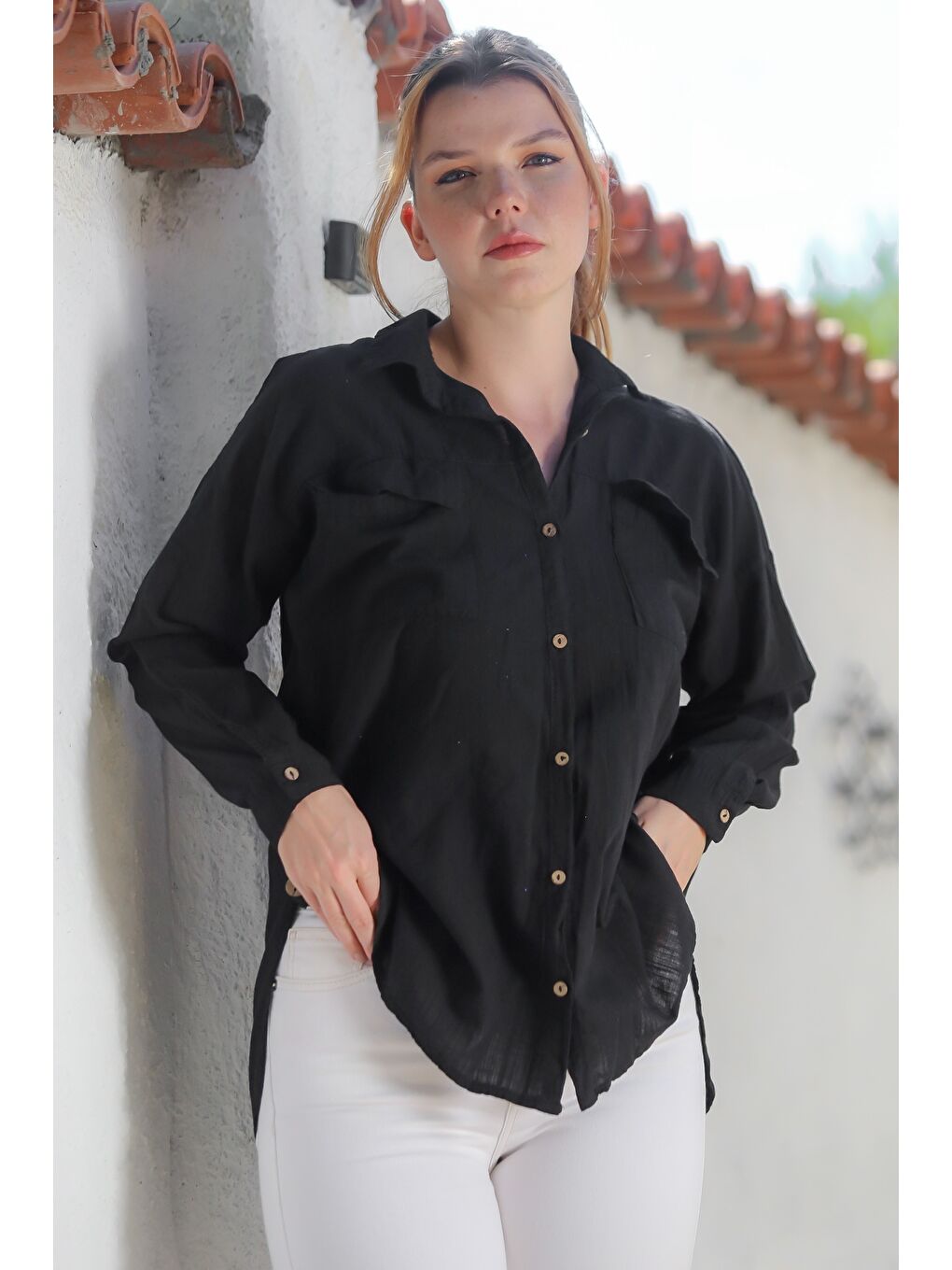 Organik Pamuk Siyah Gömlek Yaka Uzun Kol Çift Kapaklı Cepli Arkası Uzun Dokuma Gömlek 70 65-4