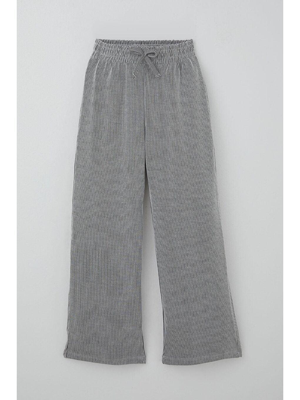 Kız Çocuk Pantolonlu Takım Fiyonk Aksesuarlı Taşlı Arma Detaylı Gri (4-8 Yaş)-3