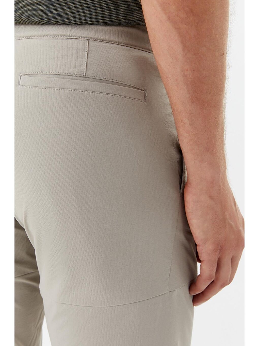 Bej Erkek Taş Rengi Bermuda Şort – Kısa Boy, Yan Cep, Regular Fit-5