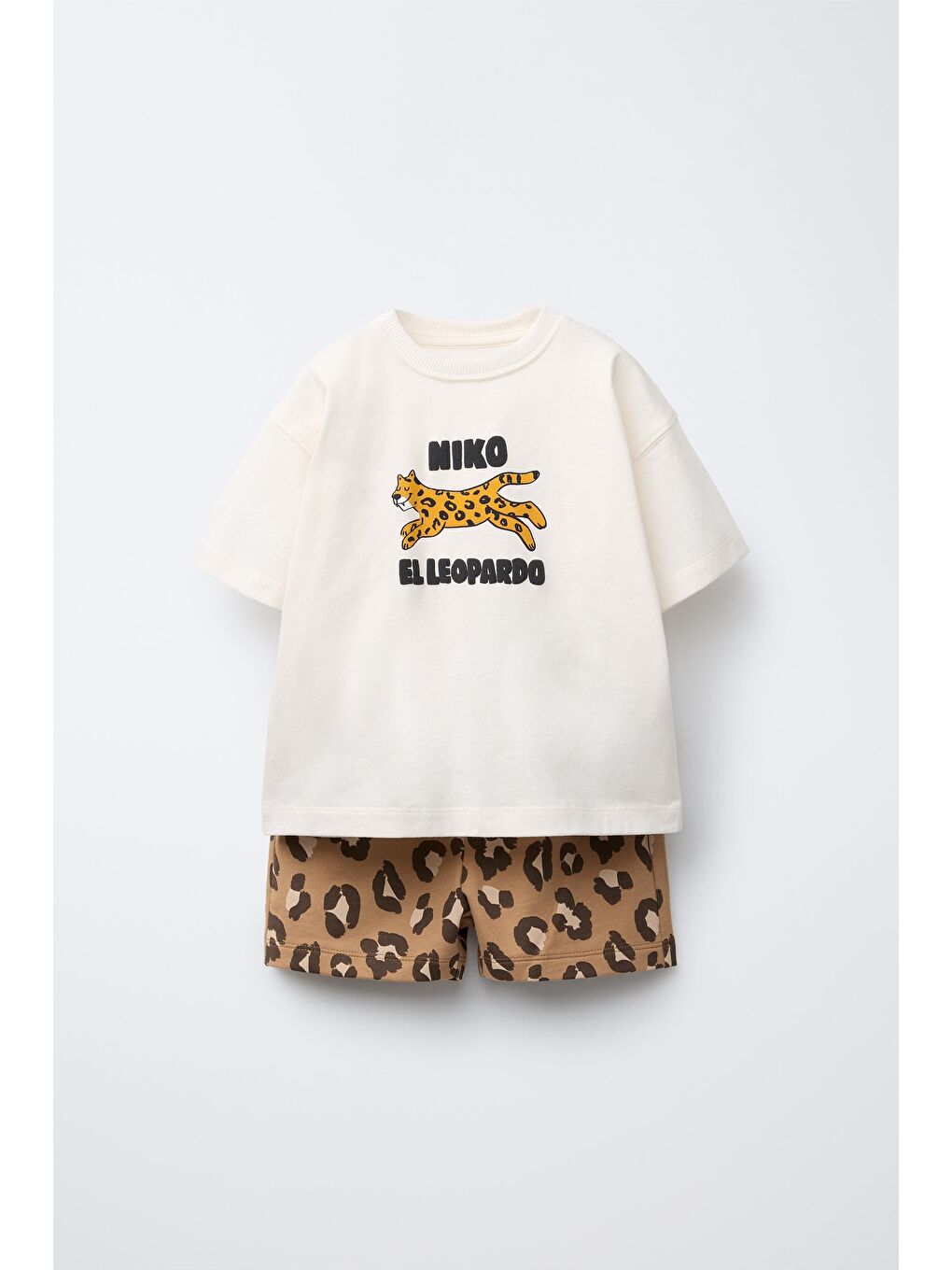 Karışık Erkek Çocuk Pamuklu Ekru Kahverengi Leopar Baskılı T-Shirt Ve Şort Takım - Yazlık