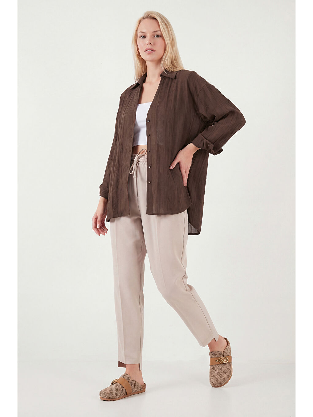 Kahverengi Rahat Kesim Viskon Karışımlı Uzun Kollu Kadın Gömlek 6834914-2