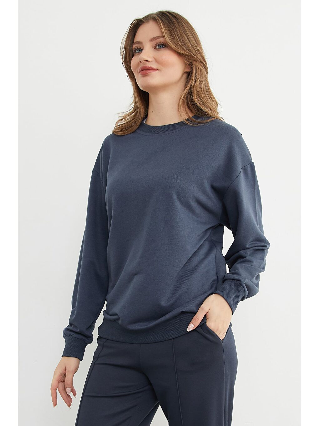 Gri Basic Bisiklet Yaka Sweatshirt-3