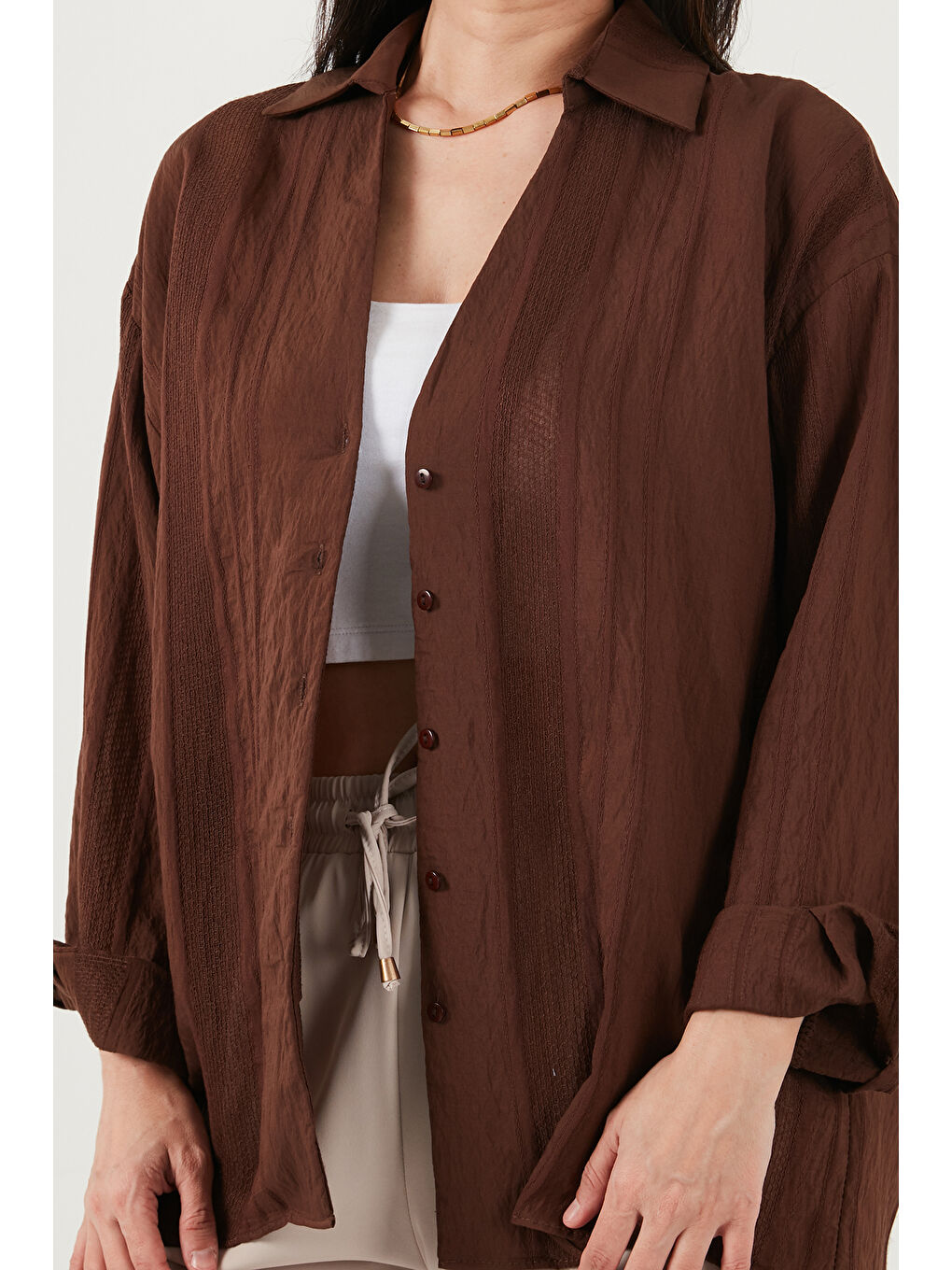 Kahverengi Rahat Kesim Viskon Karışımlı Uzun Kollu Kadın Gömlek 6834914-5