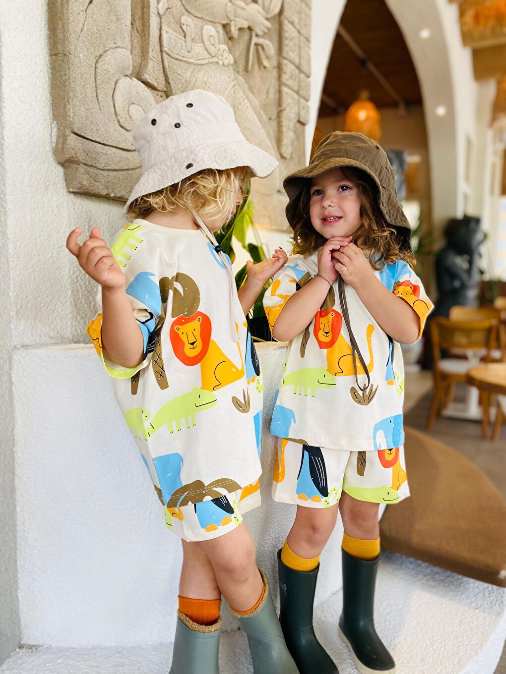 Karışık Unisex Çocuk Pamuklu Ekru Safari Hayvan Baskılı T-Shirt Ve Şort Takım - Yazlık-2