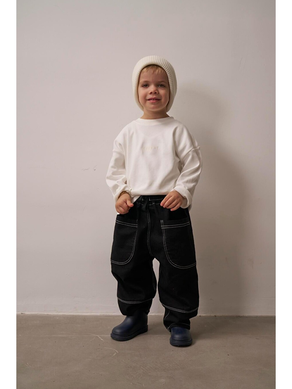 Siyah Cep Detaylı Unisex Jean Pantolon-1