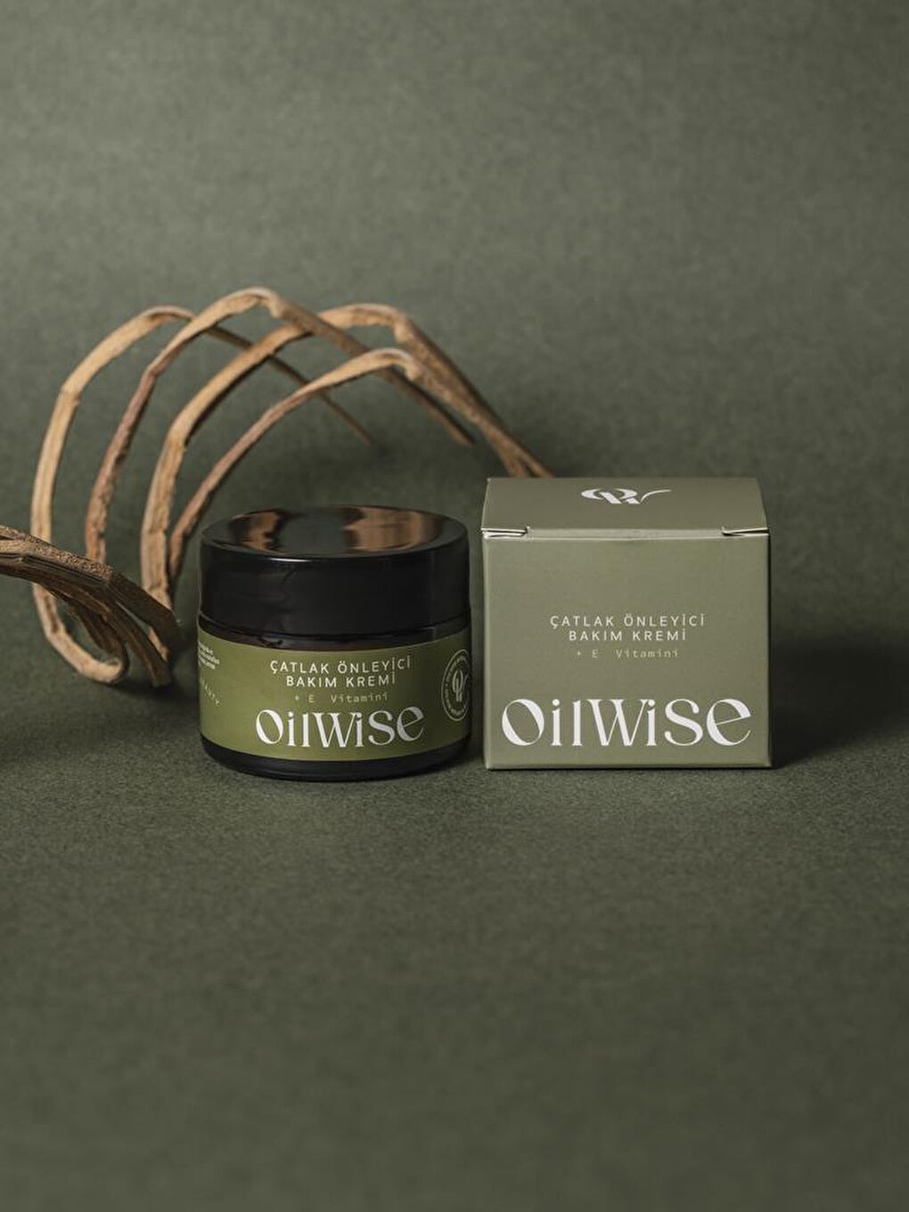 Nemlendirici ve Çatlak Önleyici Bakım Kremi 50 ml-3