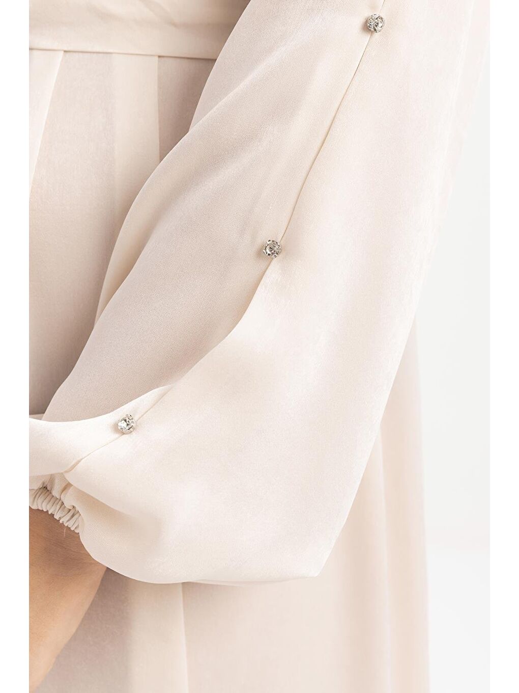 Beyaz Kemik-Taşlı Saten Elbise-4