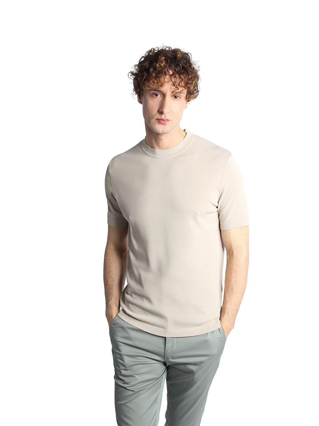 Bej Taş Dar Kalıp Bisiklet Yaka Düz Kısa Kollu Triko Tişört