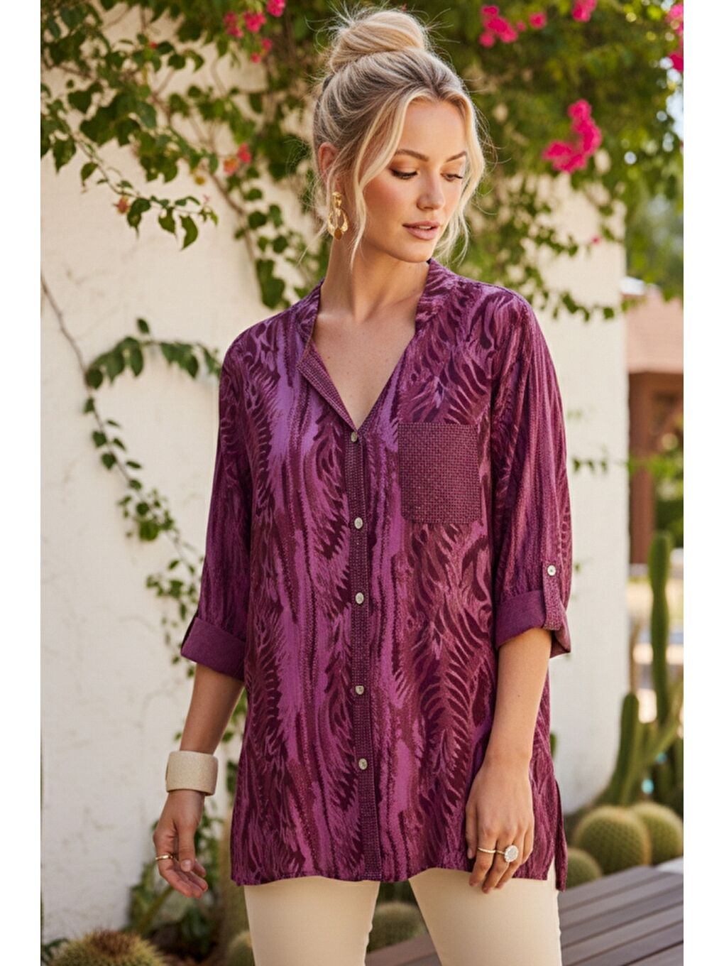 İtalyan Bordo Hakim Yaka Düğmeli 3/4 Kol Desenli Düğmeli Pullu Cepli Viskon Dokuma Bluz 72 65-1