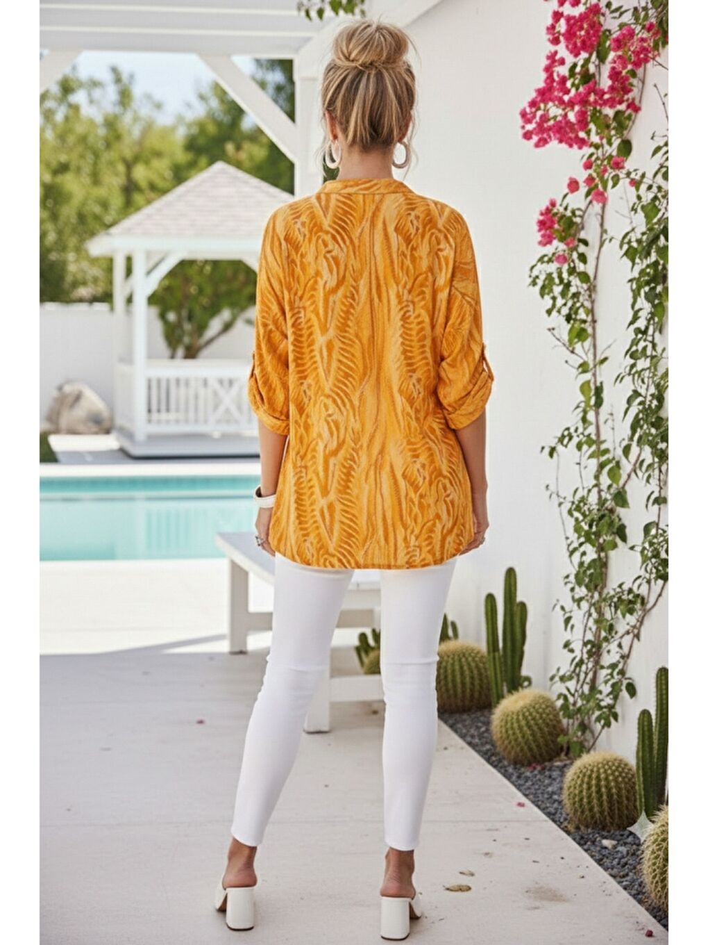 İtalyan Turuncu Hakim Yaka Düğmeli 3/4 Kol Desenli Düğmeli Pullu Cepli Viskon Dokuma Bluz 72 65-5