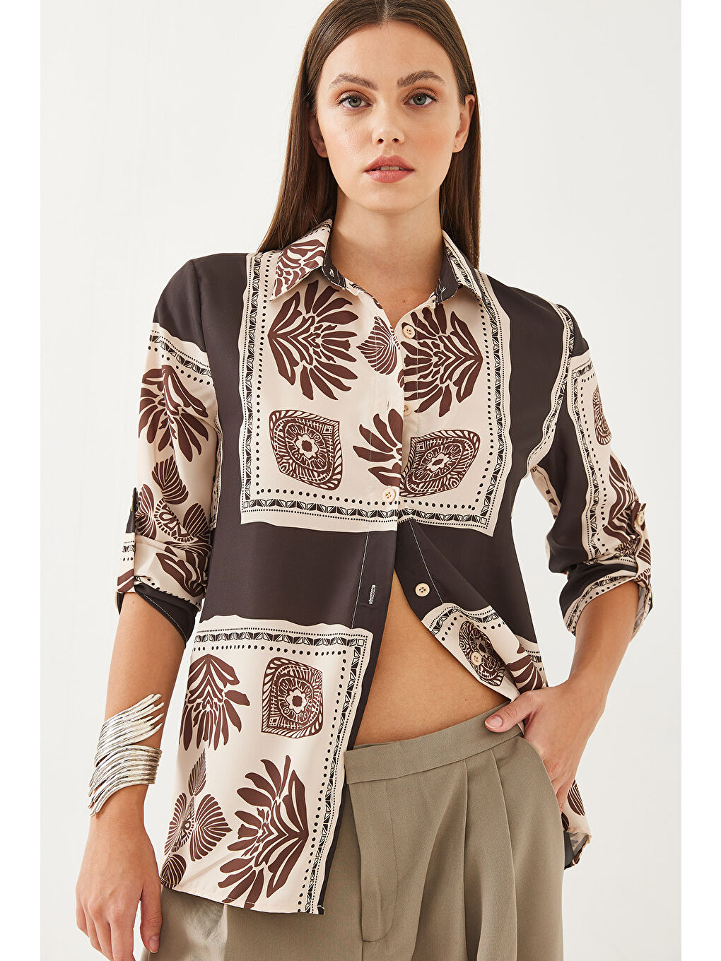 Haki Kadın Desenli Saten Gömlek MBMS-4