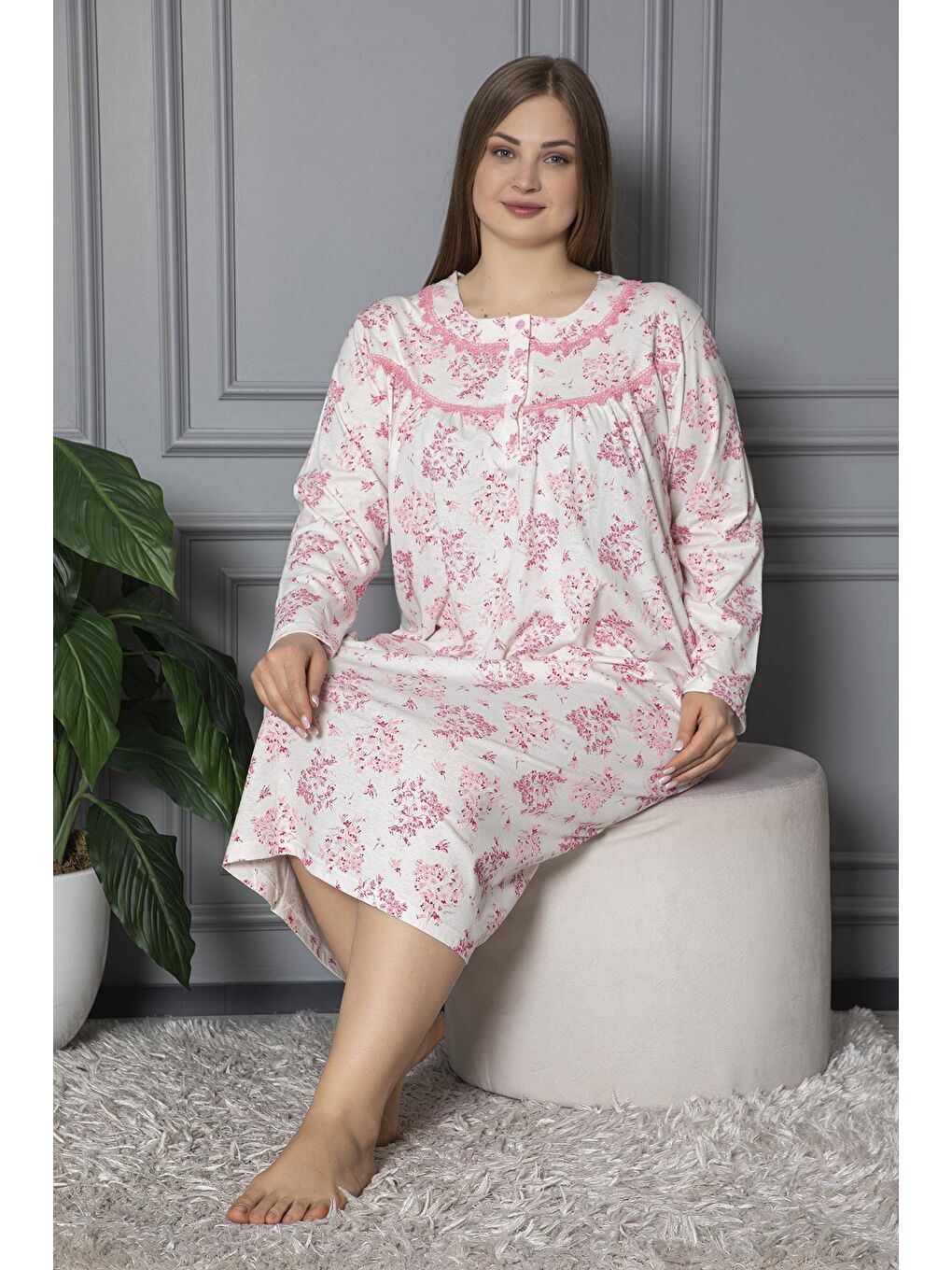Pembe %100 Pamuklu Mevsimlik Uzun Kol Penye Büyük Beden Anne Gecelik 1503-1