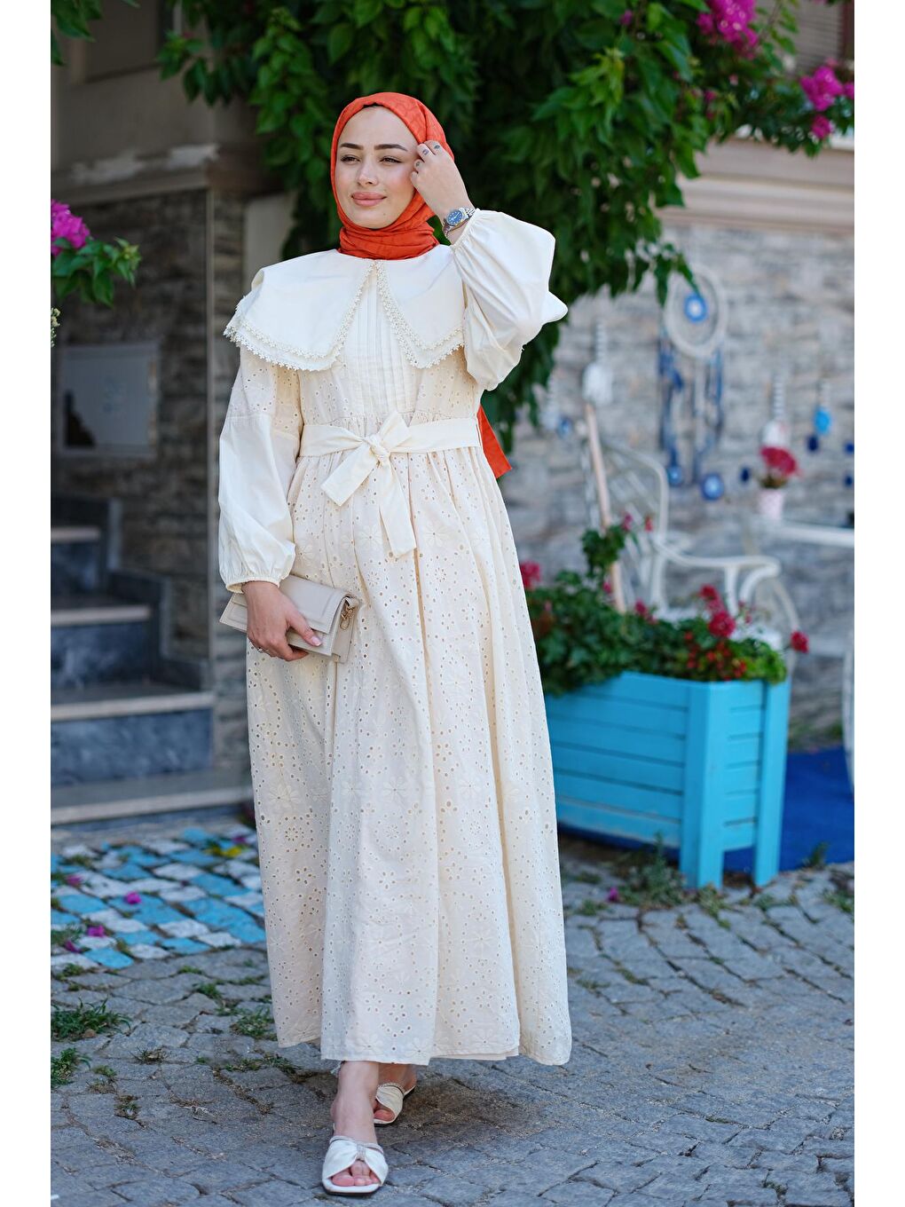 Ekru Bebe Yaka Dantel Detay Elbise Krem-1