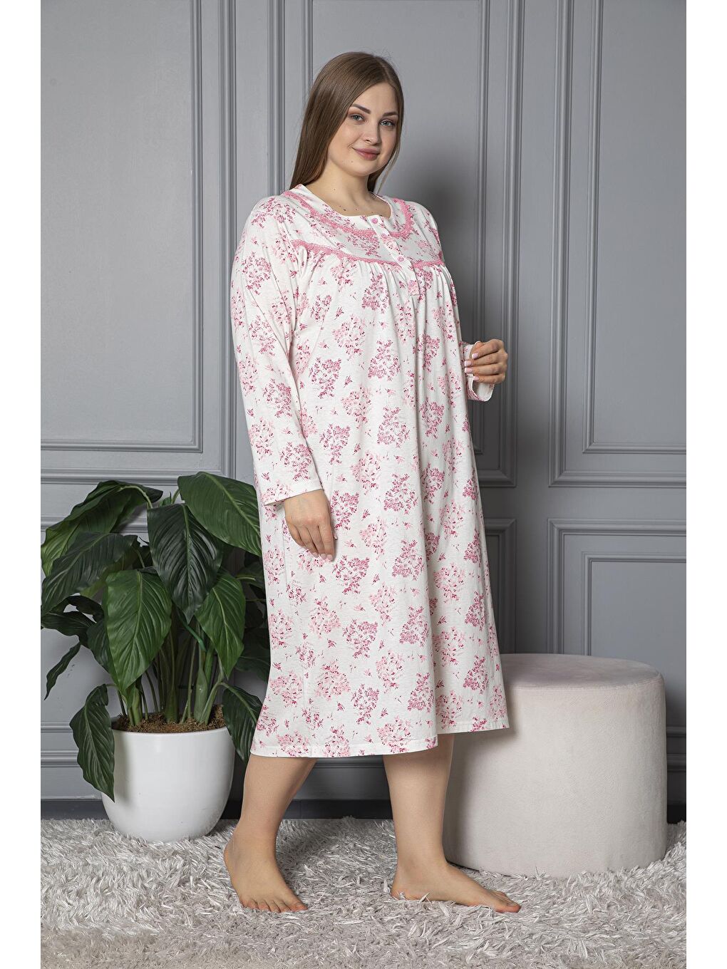Pembe %100 Pamuklu Mevsimlik Uzun Kol Penye Büyük Beden Anne Gecelik 1503-3