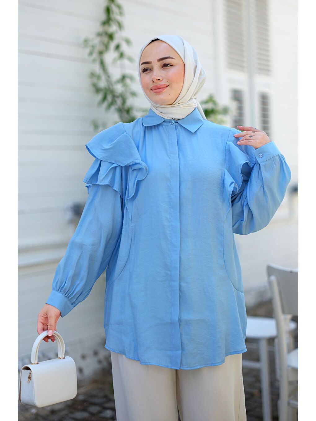 Locco Moda Gizli Düğmeli Püskül Detay Gömlek Açık Mavi