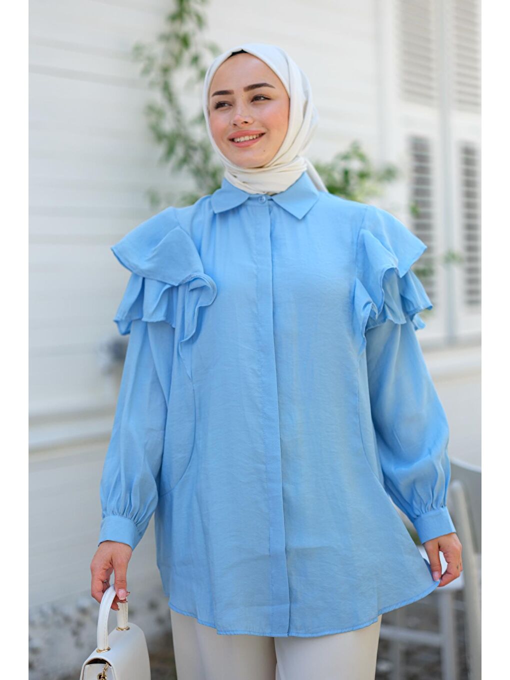 Locco Moda Gizli Düğmeli Püskül Detay Gömlek Açık Mavi - 2