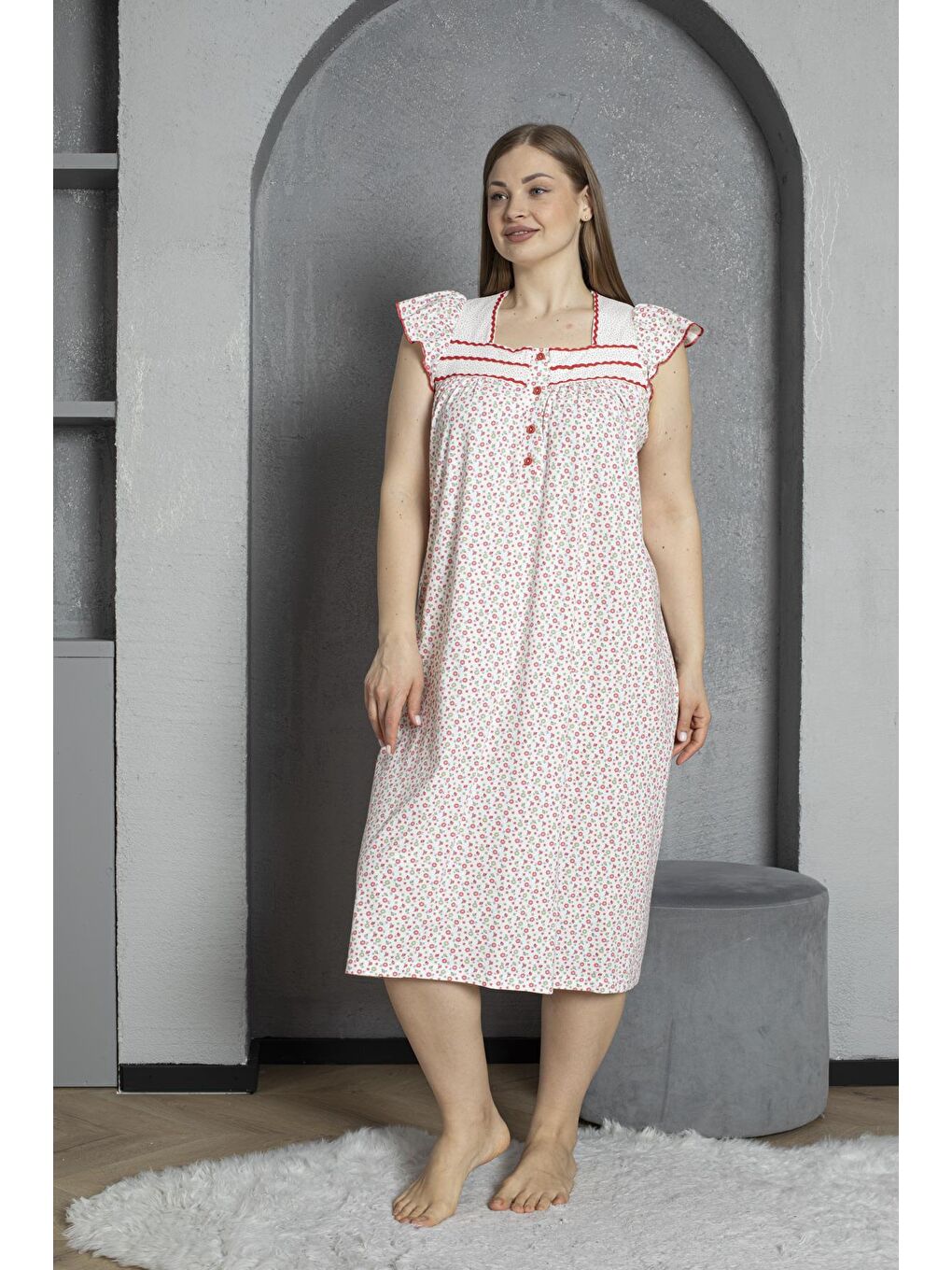 Kırmızı Düğmeli Yaka Kolsuz %100 Pamuklu Penye Büyük Beden Anne Geceliği 600-2