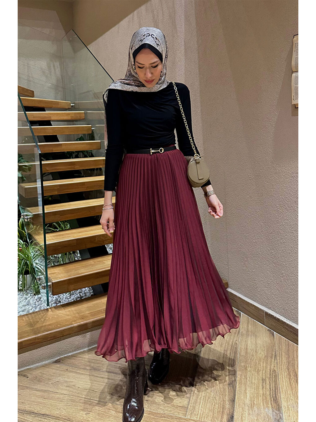 Fermuar Detaylı Pileli Etek Bordo