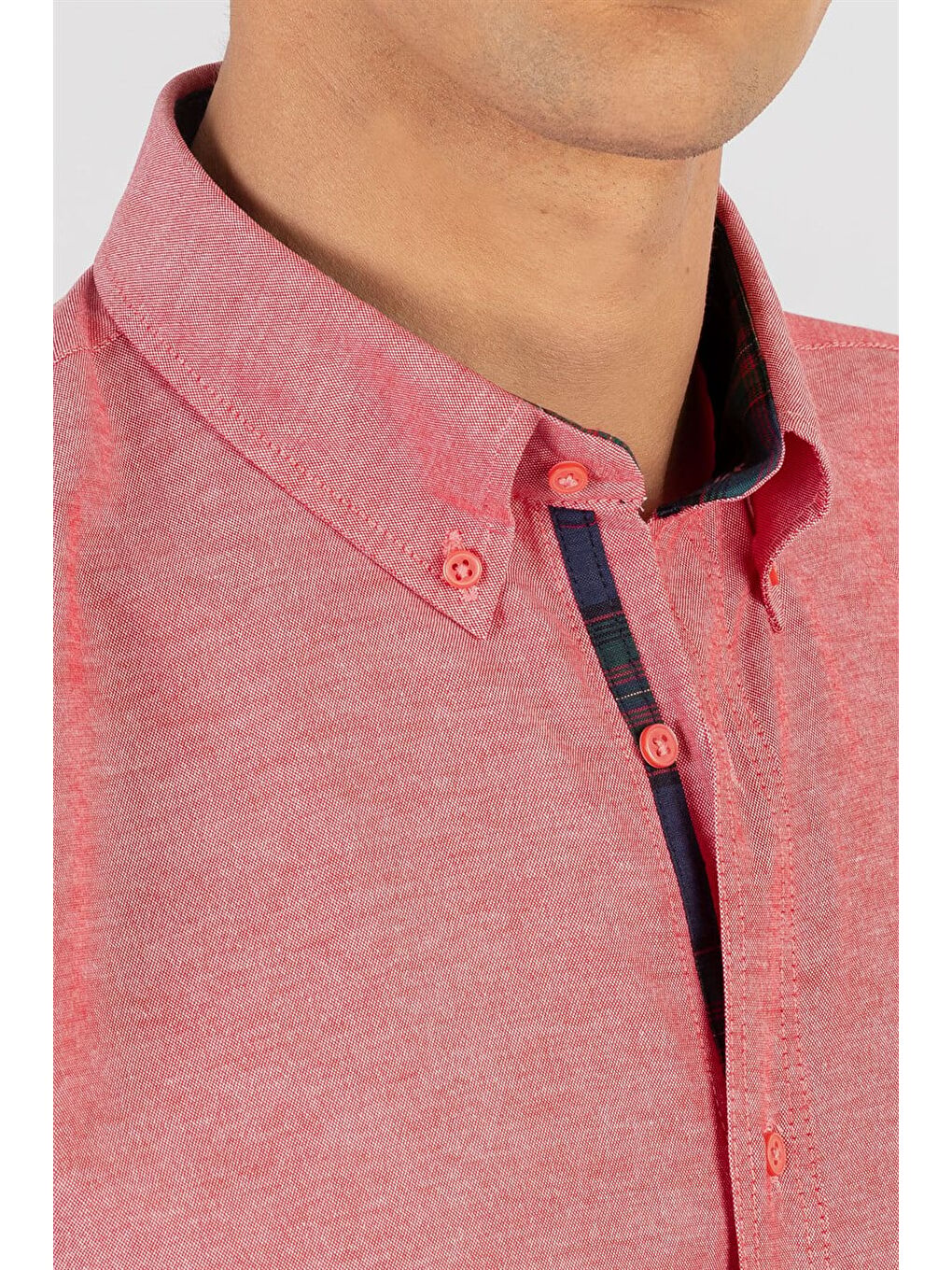 Erkek Slim Fit Dar Kesim Kısa Kollu Pamuklu Oxford Doku Kırmızı Düğmeli Yaka Gömlek-3